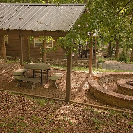 Martha Cabin Tiny Cabin By Downtown Chattanooga Exterior photo